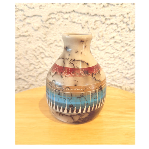 Navajo Carved Vase 5.5x4.5