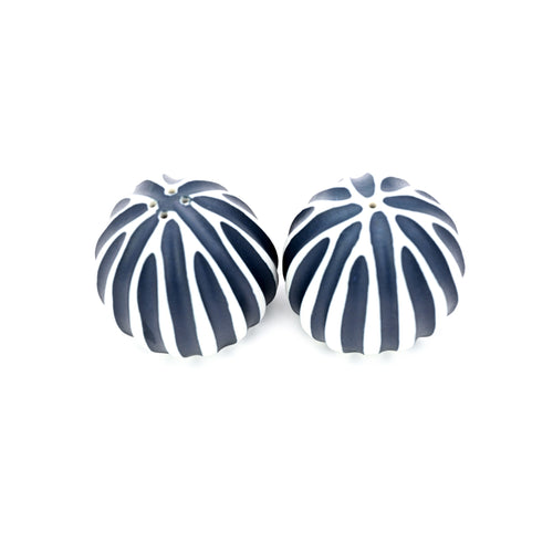 Salt & Pepper Shaker Porcelain Ceramic Pebble