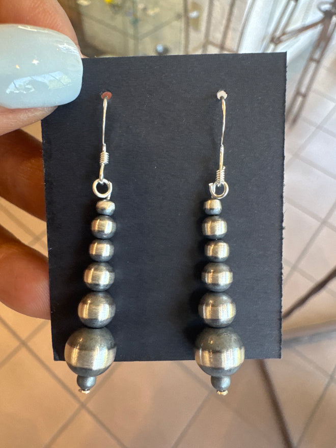 6 Navajo Pearl Earrings