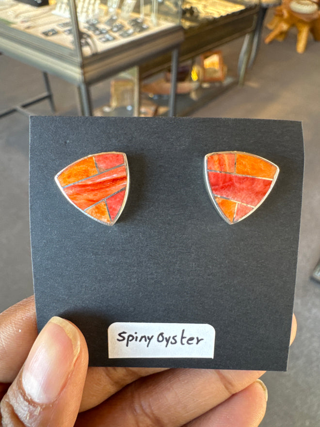 Spiny Oyster Post Earrings (Navajo Inlaid)