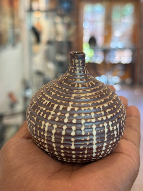 Tiny Congo Vase