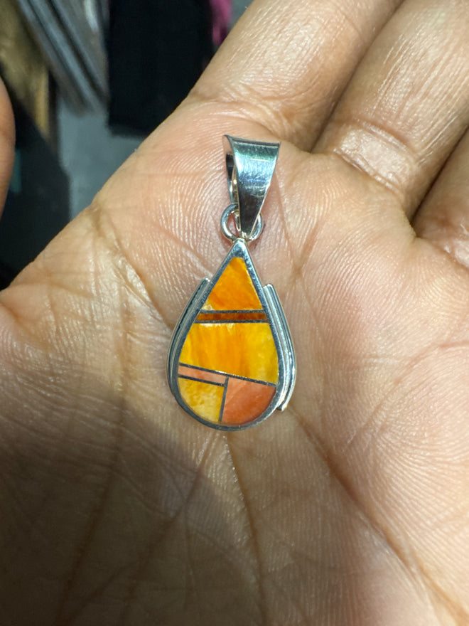 Spiny Oyster Necklace