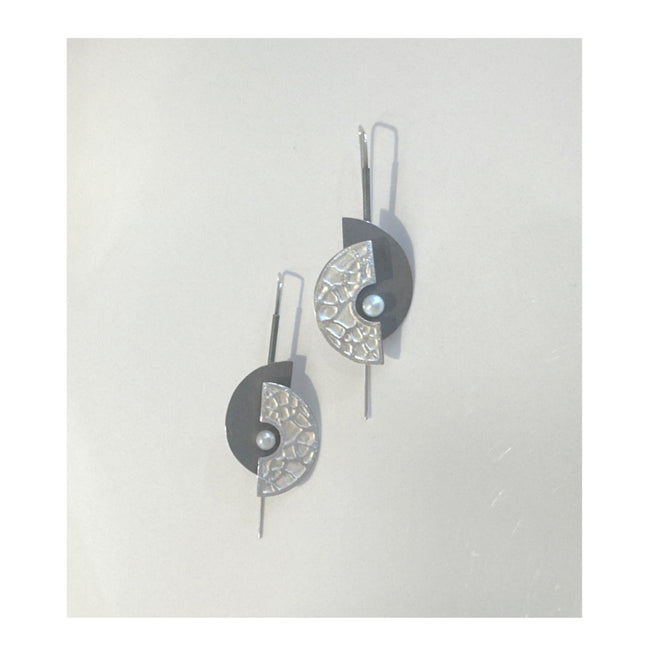Semicircles Earrings with Pearl