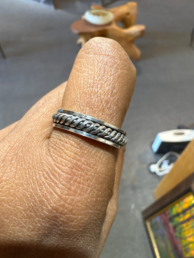 5.5 mm spin Ring Band