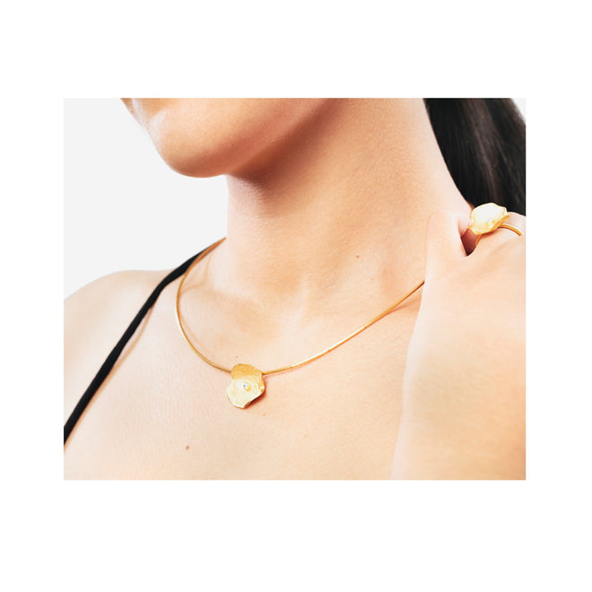 Gold Shell Pendent with CZ