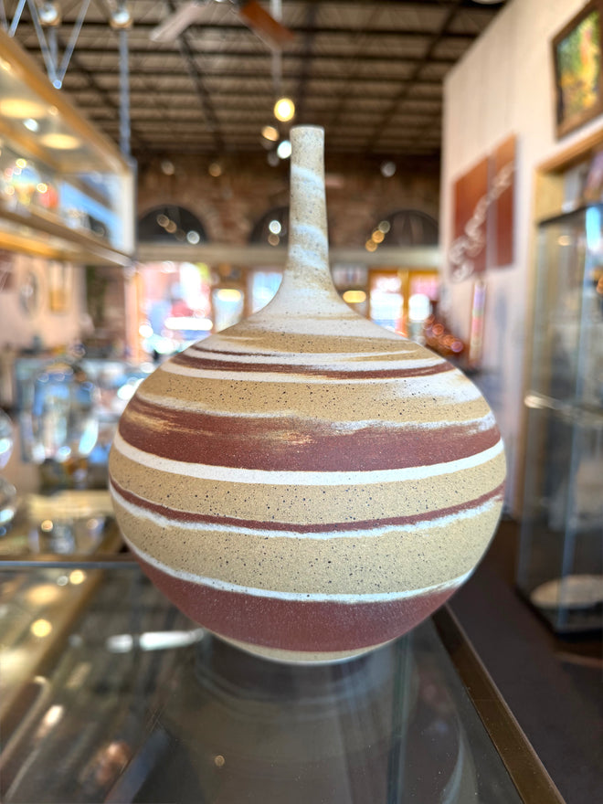 Hand-Made Agateware Bottle “Natural Clay Swirls” 9×7 — Sari Green