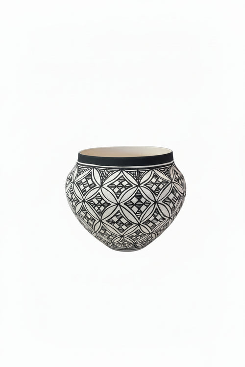 E Antonio Joe (Acoma Tribe) Ceramic Vase 9.5"H x 12"W