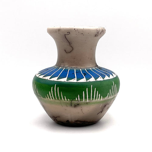 Navajo Carved Vase by Artist Cecelia Benally 3.5"H x 3"W