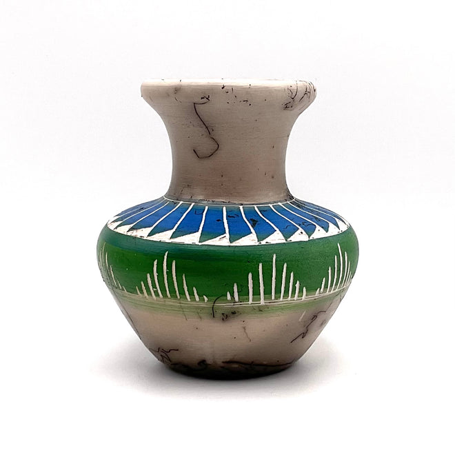 Navajo Carved Vase by Artist Cecelia Benally 3.5"H x 3"W