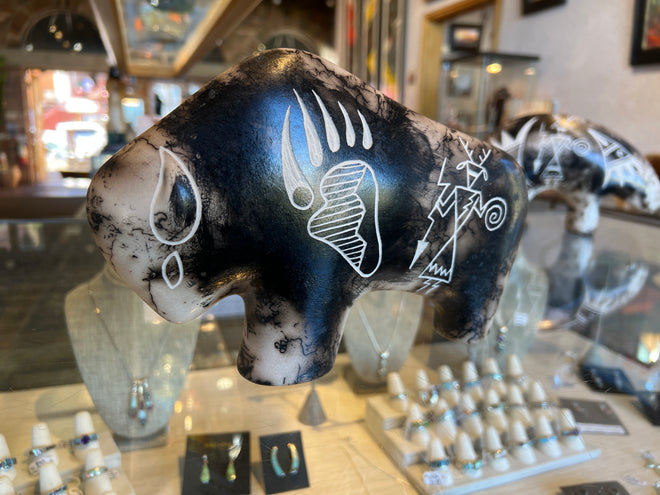Gary Yellowcorn Horsehair Pottery – Gray and Black Buffalo Statue