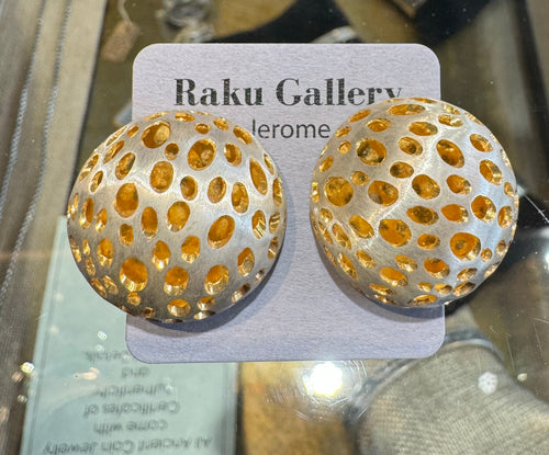 Round ball post earrings