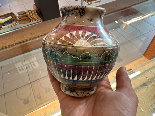 Samantha Willie Navajo Horsehair Pottery – Ceramic Multicolor Vase