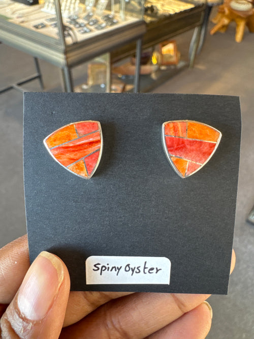 Spiny Oyster Post Earrings (Navajo Inlaid)