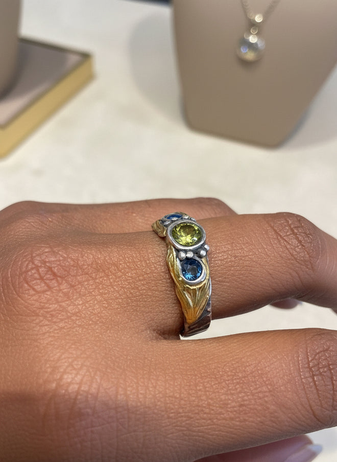 Multi-Sapphire with 24-Carat Gold Element