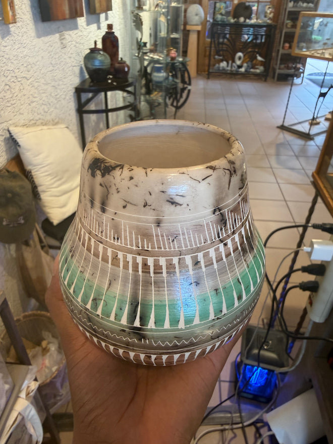 Navajo Carved Round Vase by Artist Yolanda Yazzie 4.5"H x 4.5"W