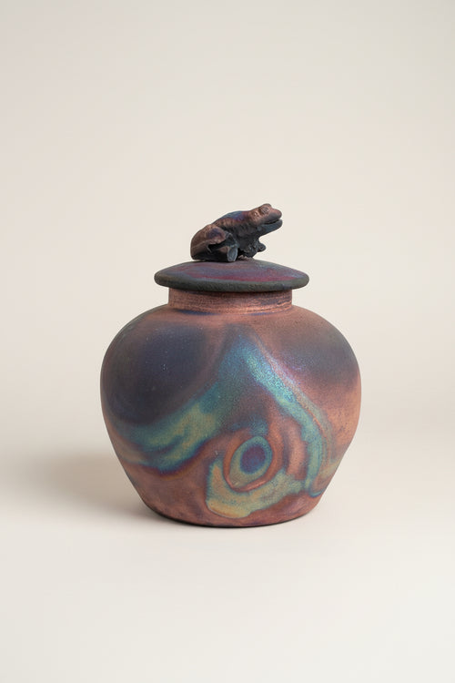 Raku Ceramic Pot with Frog Lid