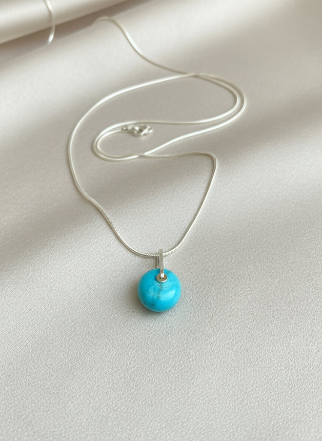 Small Kingman Turquoise AZ Skies Necklace