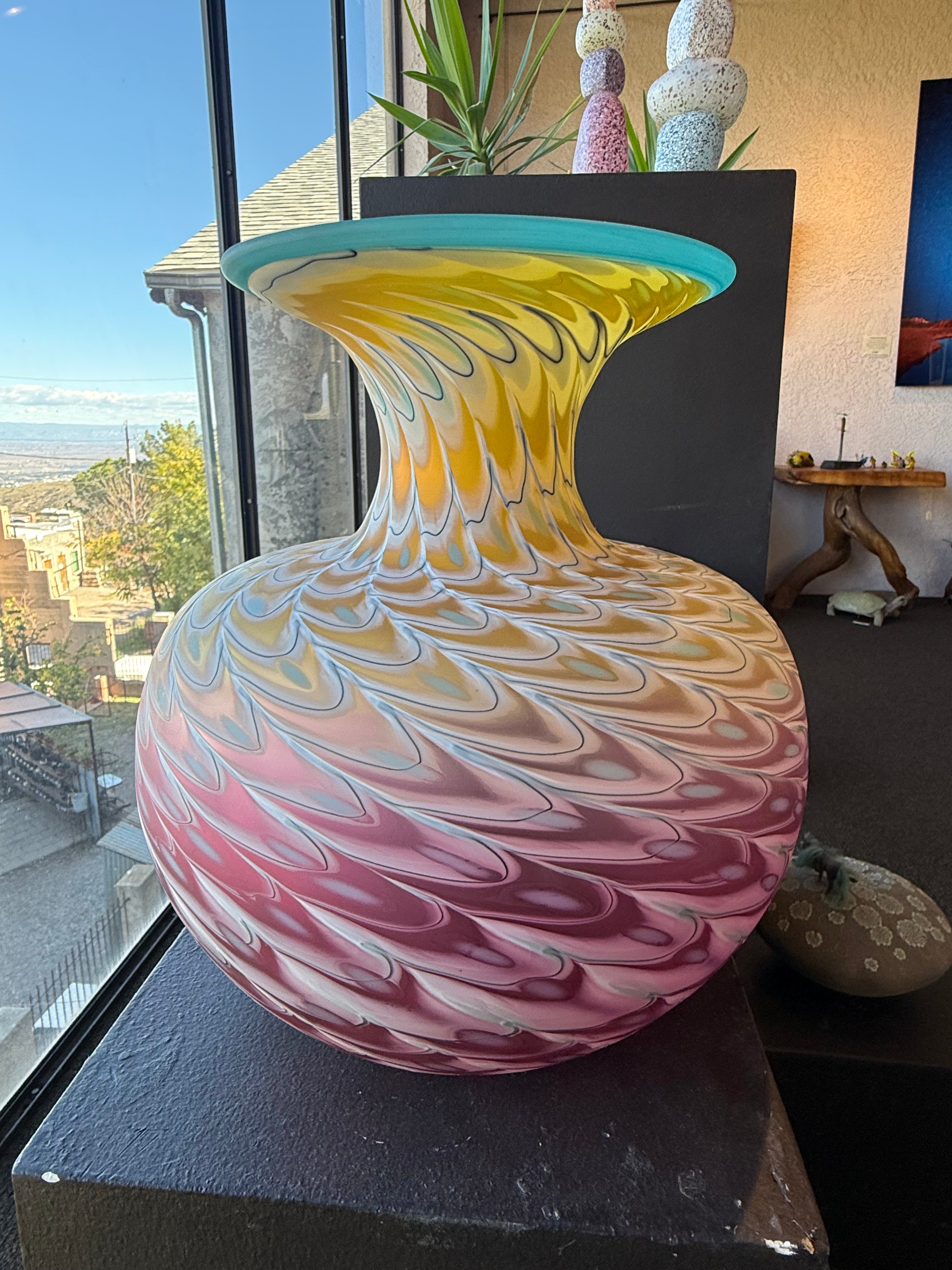 Borealis Amphora Vessel – Raku Gallery