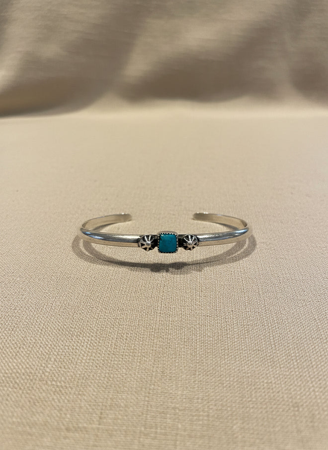Navajo-Made Kingman Turquoise Cuff Bracelet | Sterling Silver | Adjustable