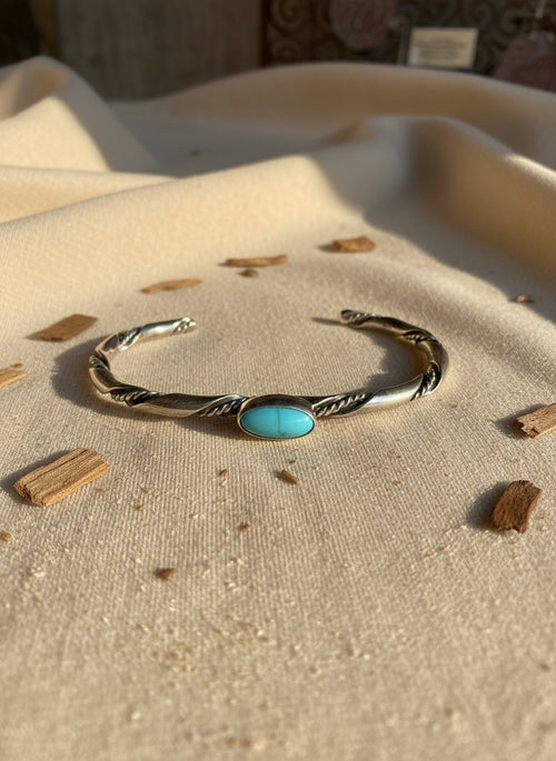Navajo-Made Kingman Turquoise Cuff Bracelet | Sterling Silver | Adjustable