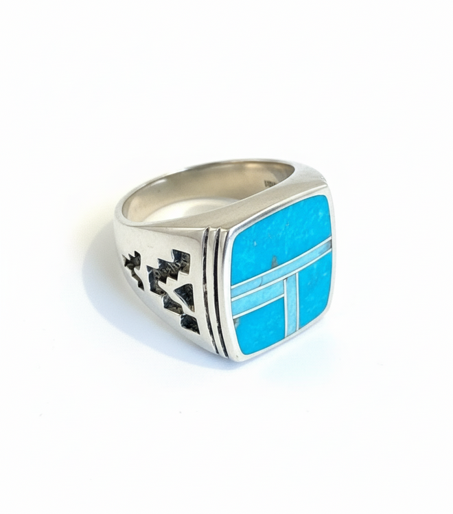 Arizona Blue Kingman Turquoise Ring