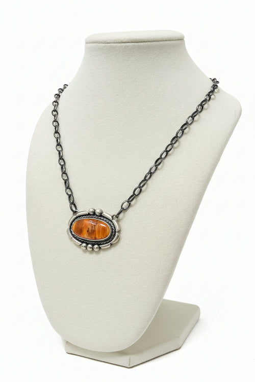 Spiny Oyster Necklace by Navajo Artist Larry Kaye