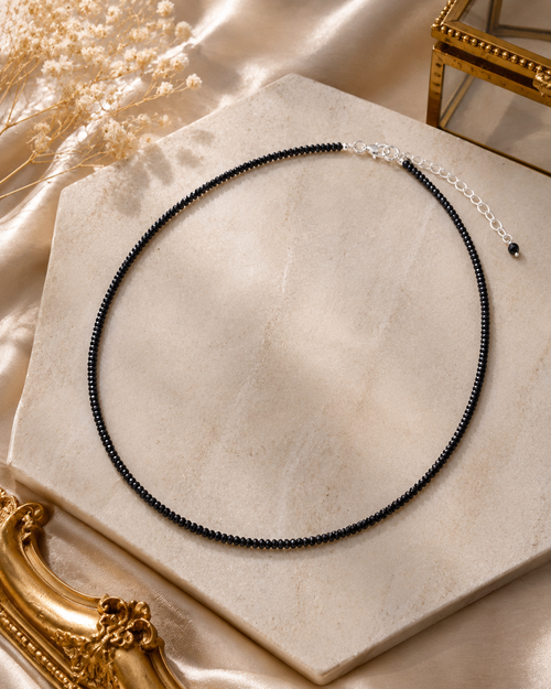 hand beaded beautiful black petite necklace 