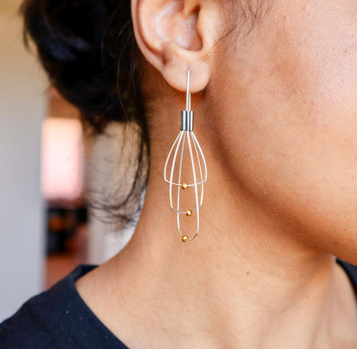 The Whisk Style Earrings