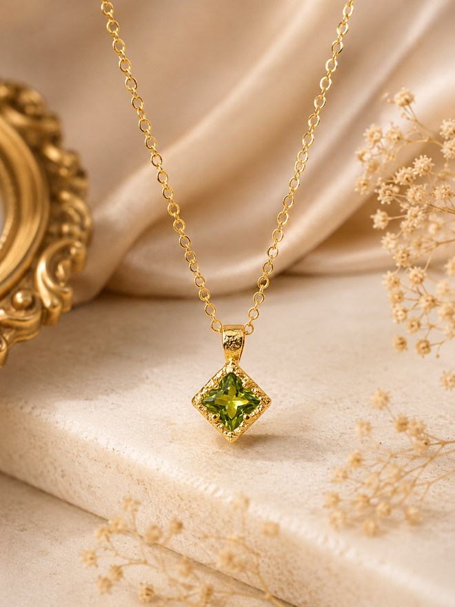 Luminous Peridot Necklace – 18k Gold Vermeil