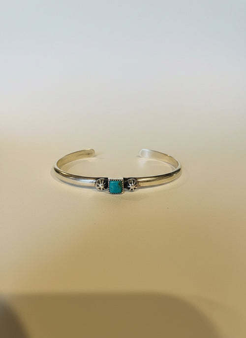 Navajo-Made Kingman Turquoise Cuff Bracelet | Sterling Silver | Adjustable