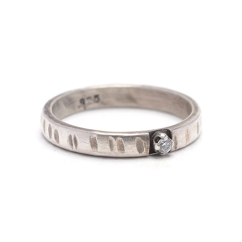 Ring band with 2mm CZ